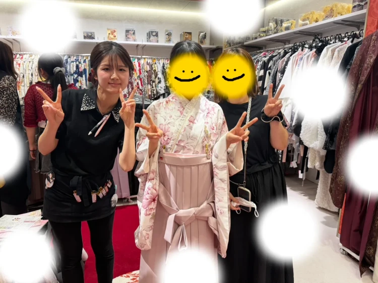 大阪梅田卒業式袴レンタル　ピンク色袴　かわいい